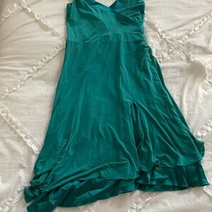 Elegant Teal Sleeveless Dress With Split